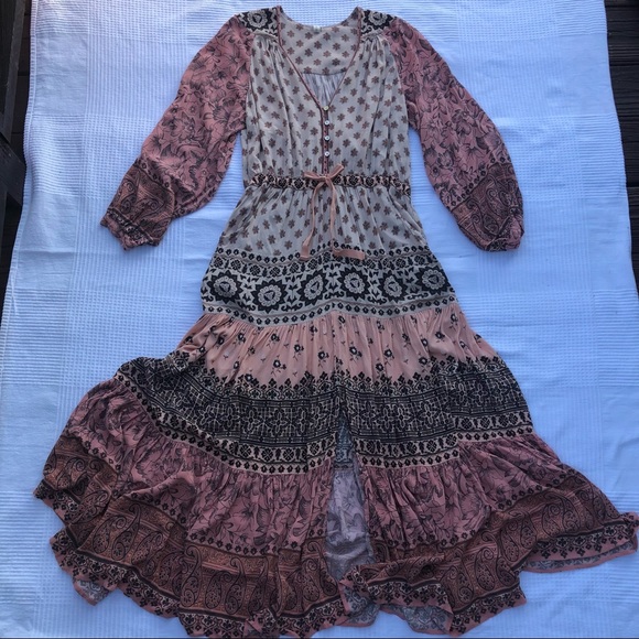 Spell Lion Heart Gown - Picture 11 of 14